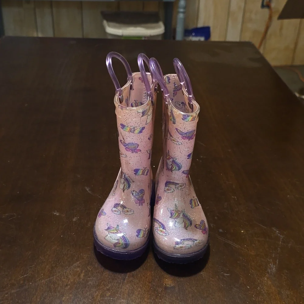 Zoogs Light‎ Up Unicorn Rainboots Size 6